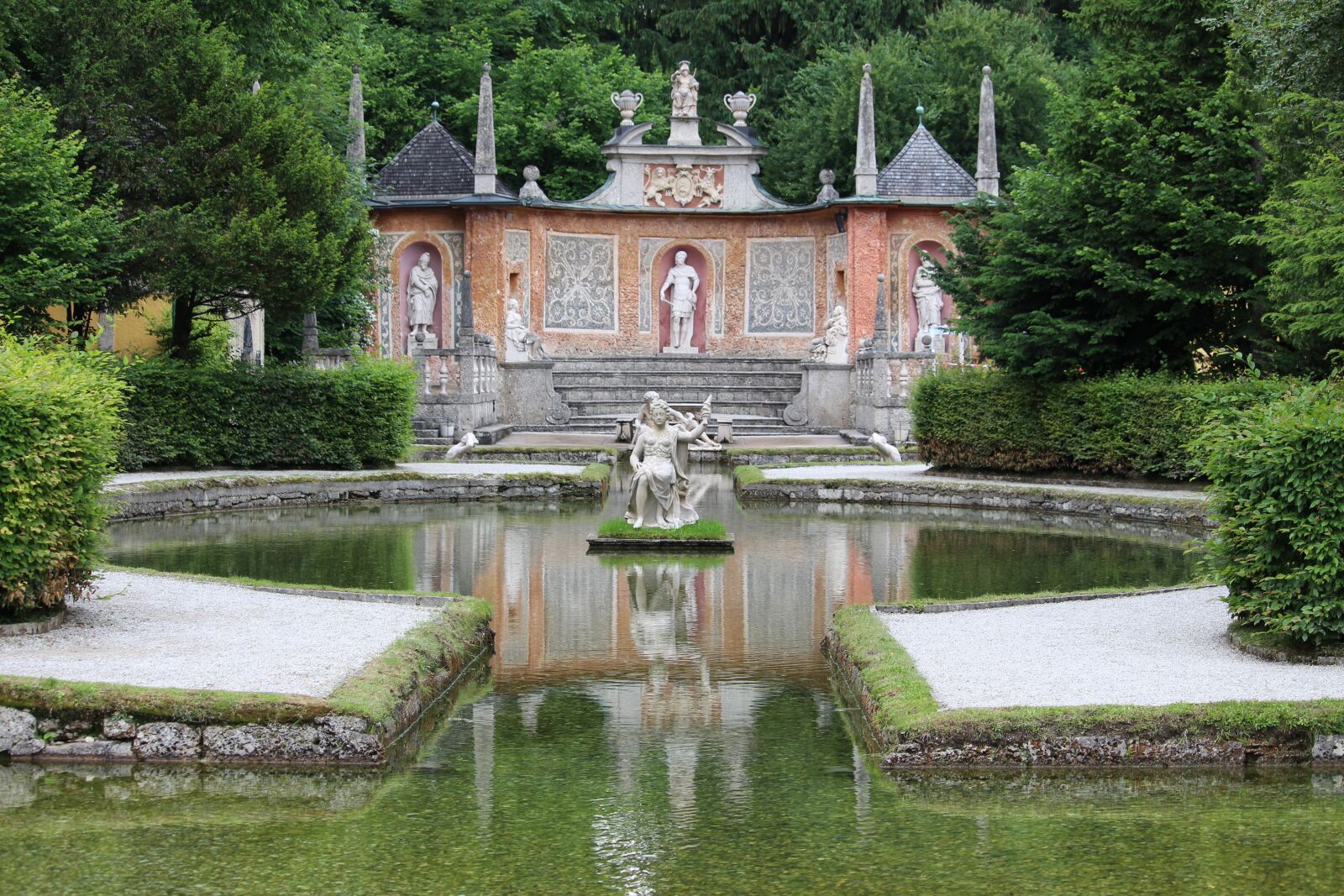 Canon EF-S 55-250mm F4-5.6 IS STM sample photo. Salzburg, hellbrunn-castle, castle photography