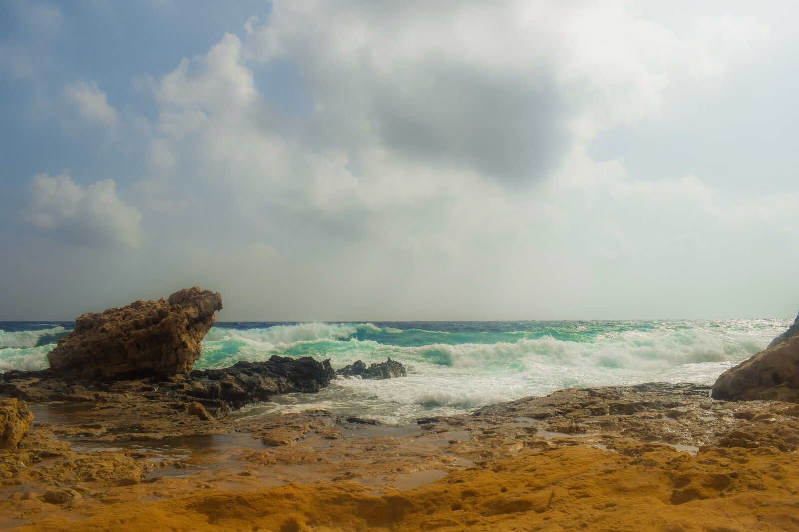 Nikon D3300 sample photo. Rocky coast, waves, clouds photography