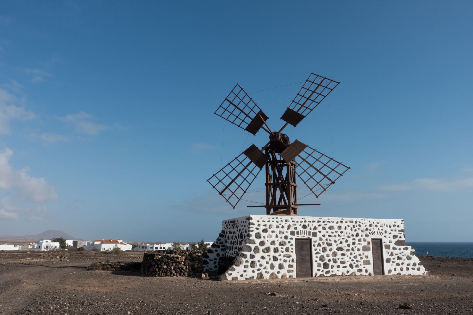 Sony Cyber-shot DSC-RX100 III sample photo. Wind turbine, wings, mill photography