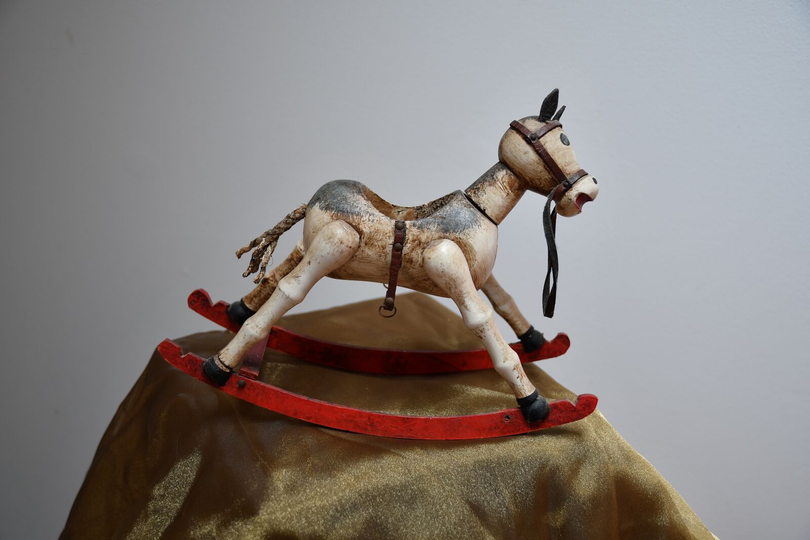 Nikon D500 sample photo. Antiques, flea market, vintage photography