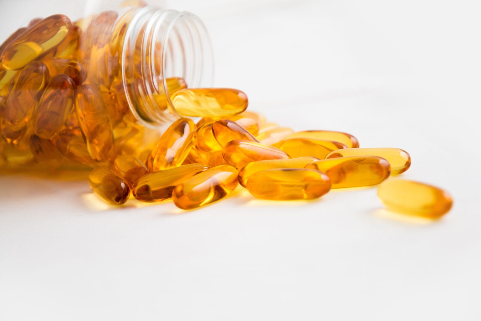Nikon D7100 sample photo. Fish oil capsules, capsule photography