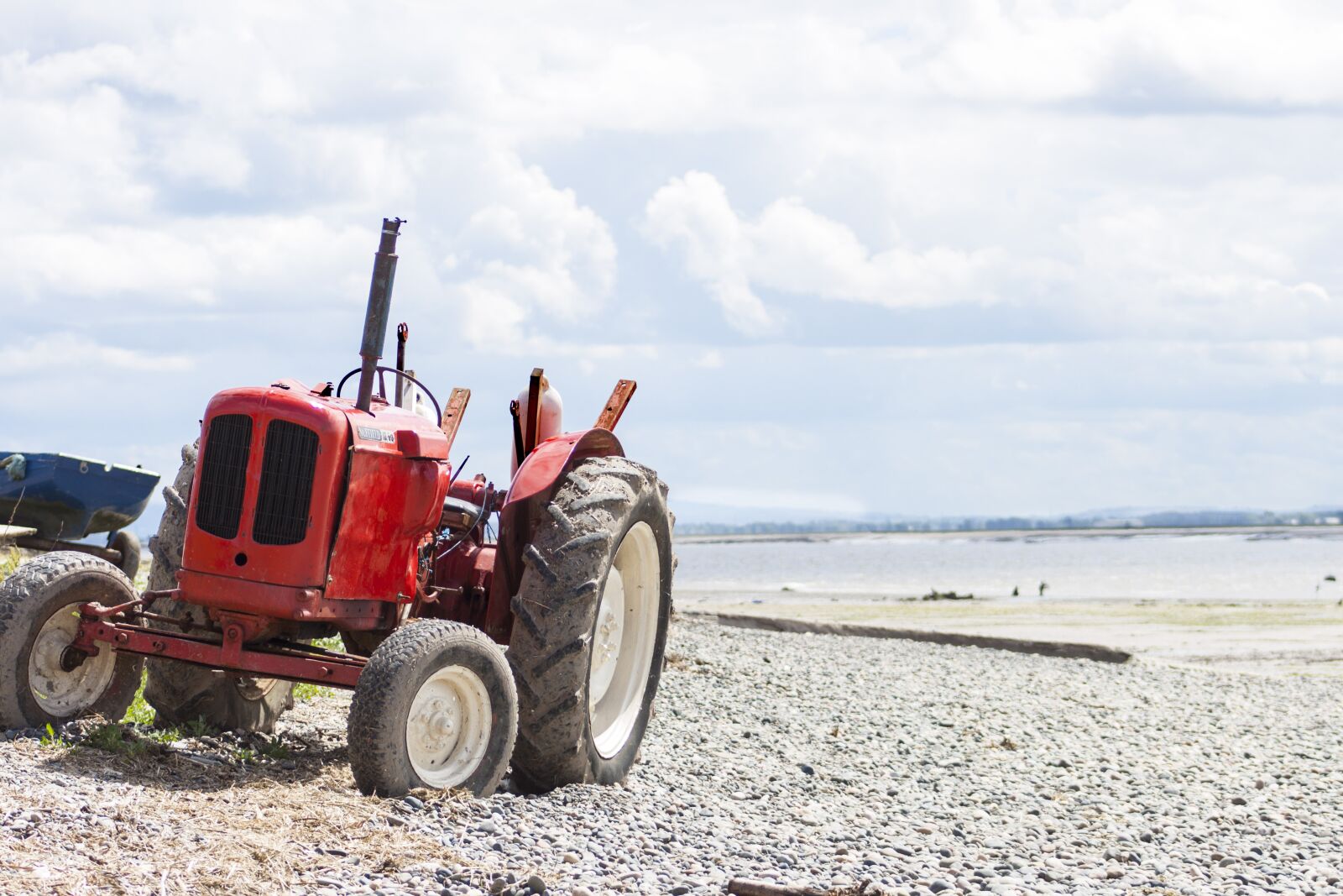 Canon EF 75-300mm f/4-5.6 sample photo. Beach, tractor, vehicle photography