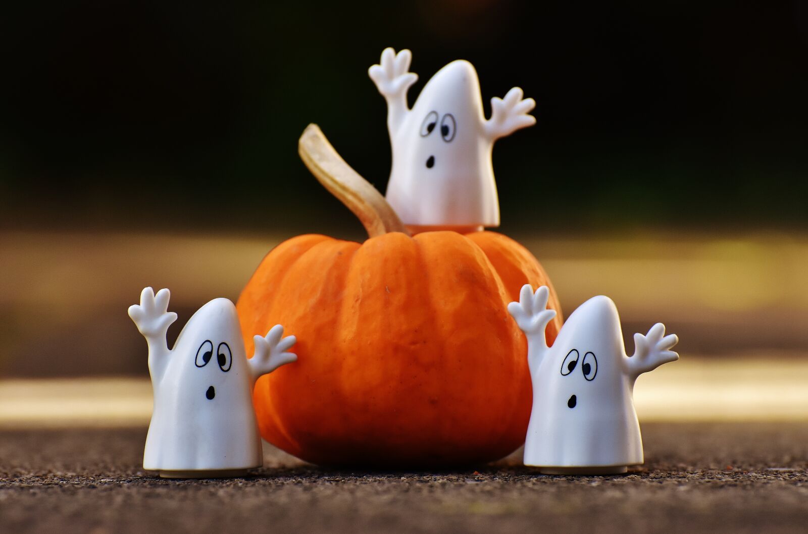 Nikon D7200 sample photo. Halloween, ghosts, pumpkin photography
