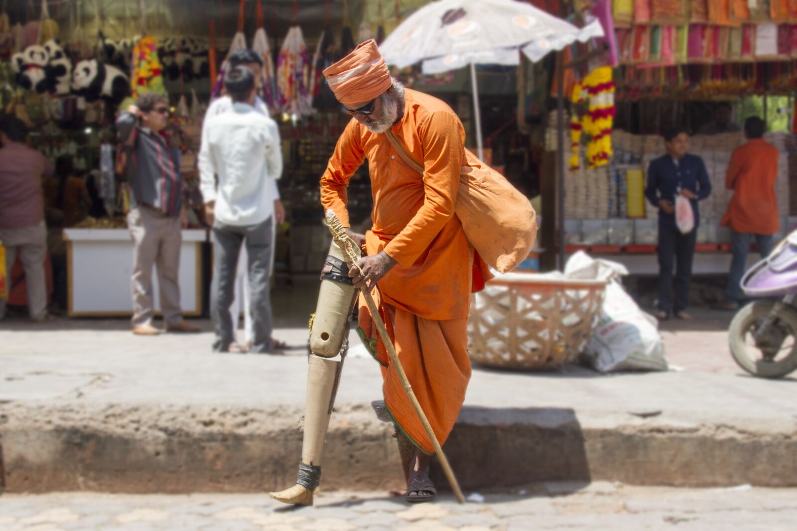 Canon EOS 7D sample photo. Yogi, handicapped, hinduism photography
