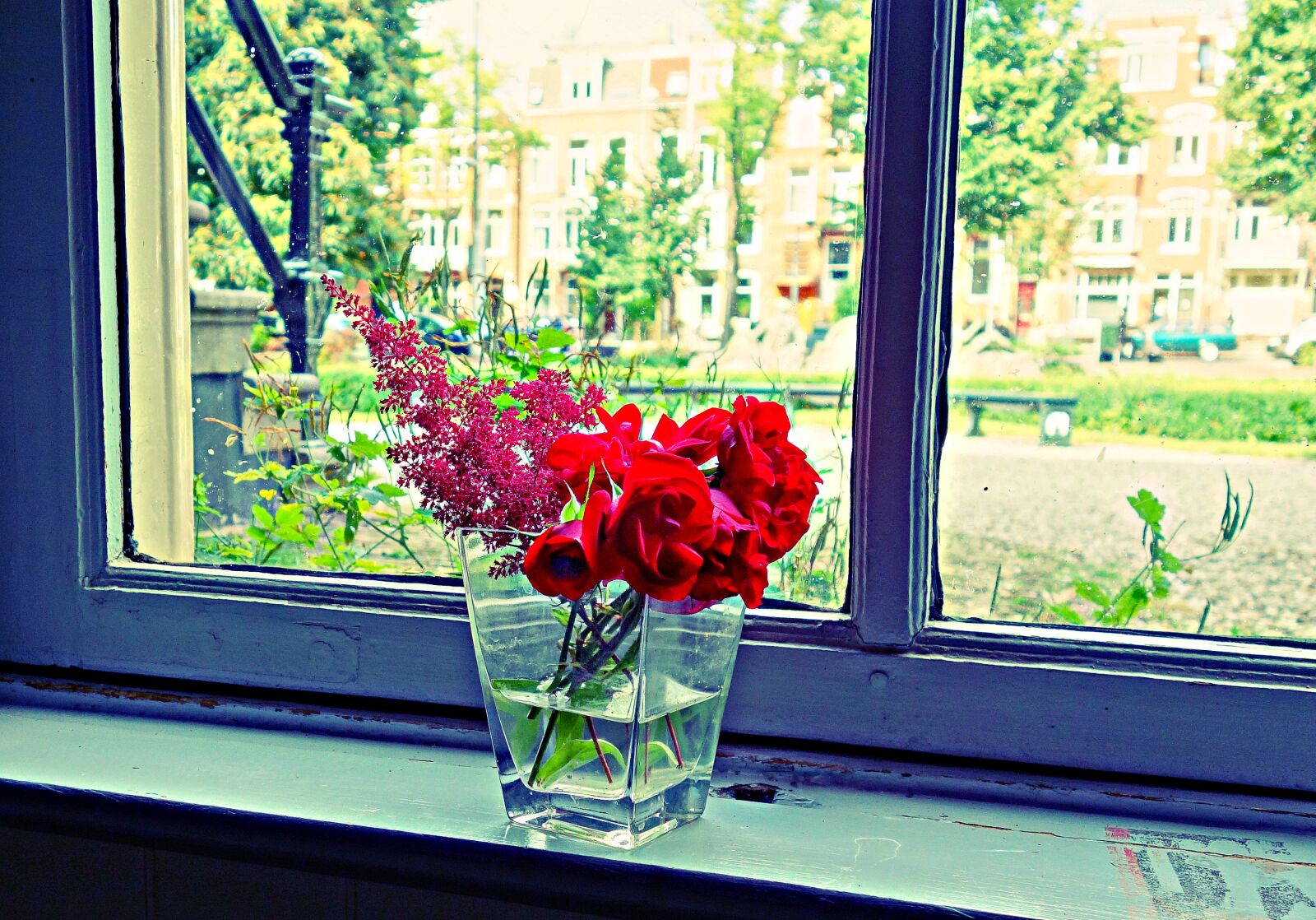 Sony Cyber-shot DSC-RX100 sample photo. Bouquet, flowers bouquet, vase photography