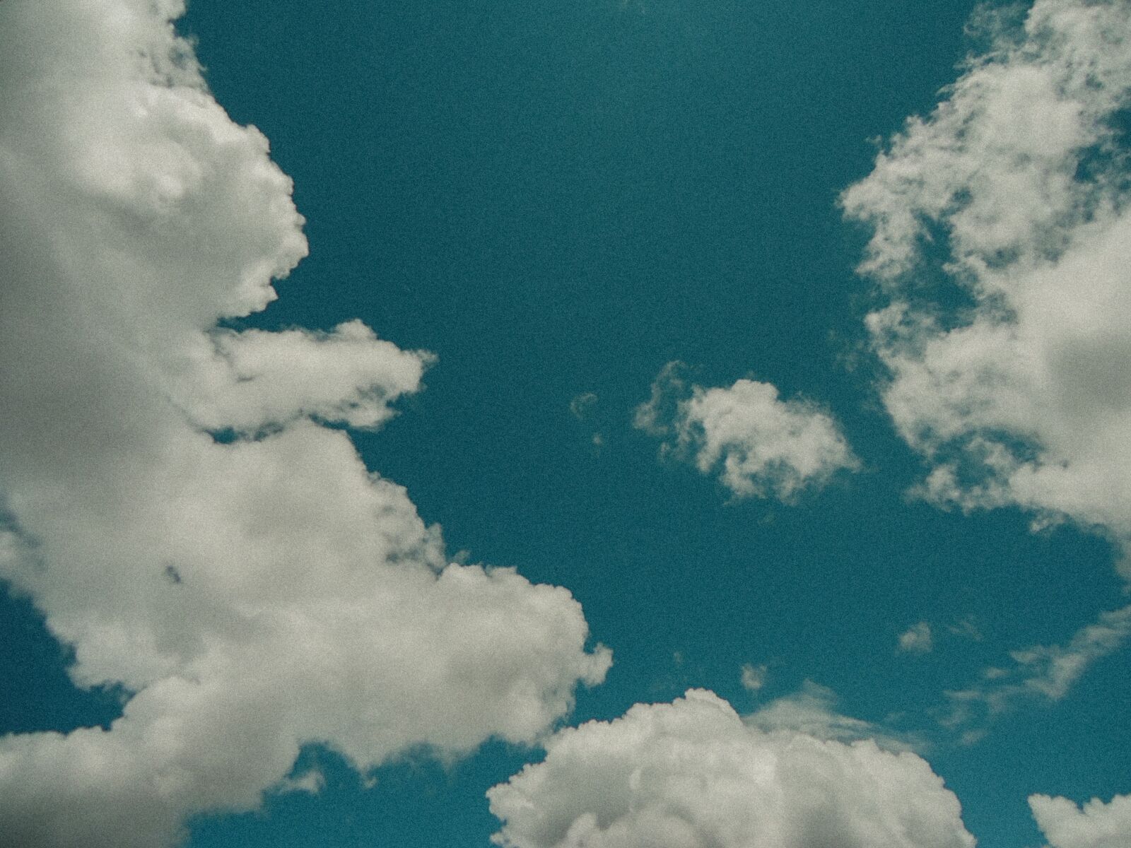 Sony Cyber-shot DSC-W530 sample photo. Cielo, azul, nubes photography
