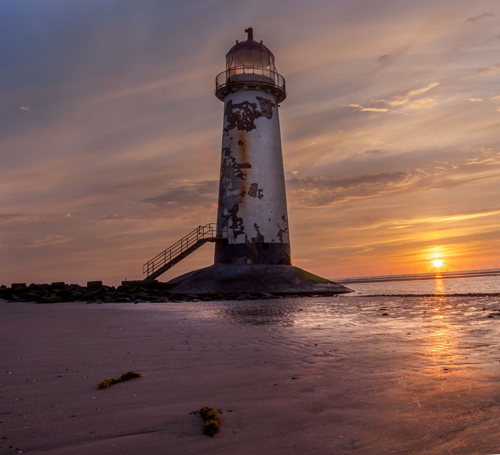 Canon EOS 400D (EOS Digital Rebel XTi / EOS Kiss Digital X) sample photo. Lighthouse, marine, sky photography