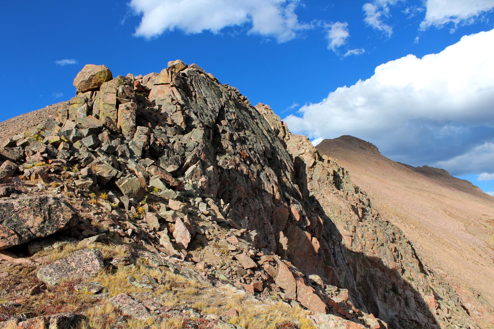 Canon EOS 1200D (EOS Rebel T5 / EOS Kiss X70 / EOS Hi) sample photo. Mountain, sky, mountains photography