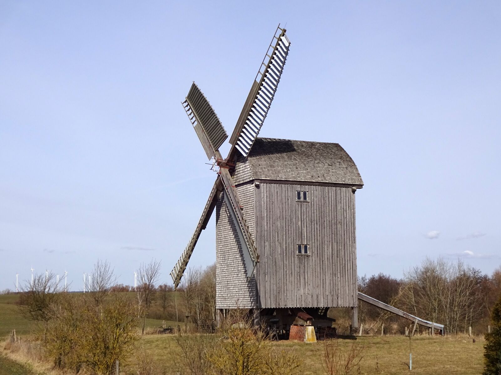 Sony Cyber-shot DSC-WX220 sample photo. Windmill, farm, wind photography