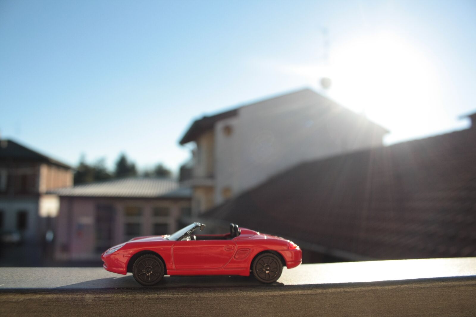 Canon EOS 1000D (EOS Digital Rebel XS / EOS Kiss F) sample photo. Machine, toy car, game photography