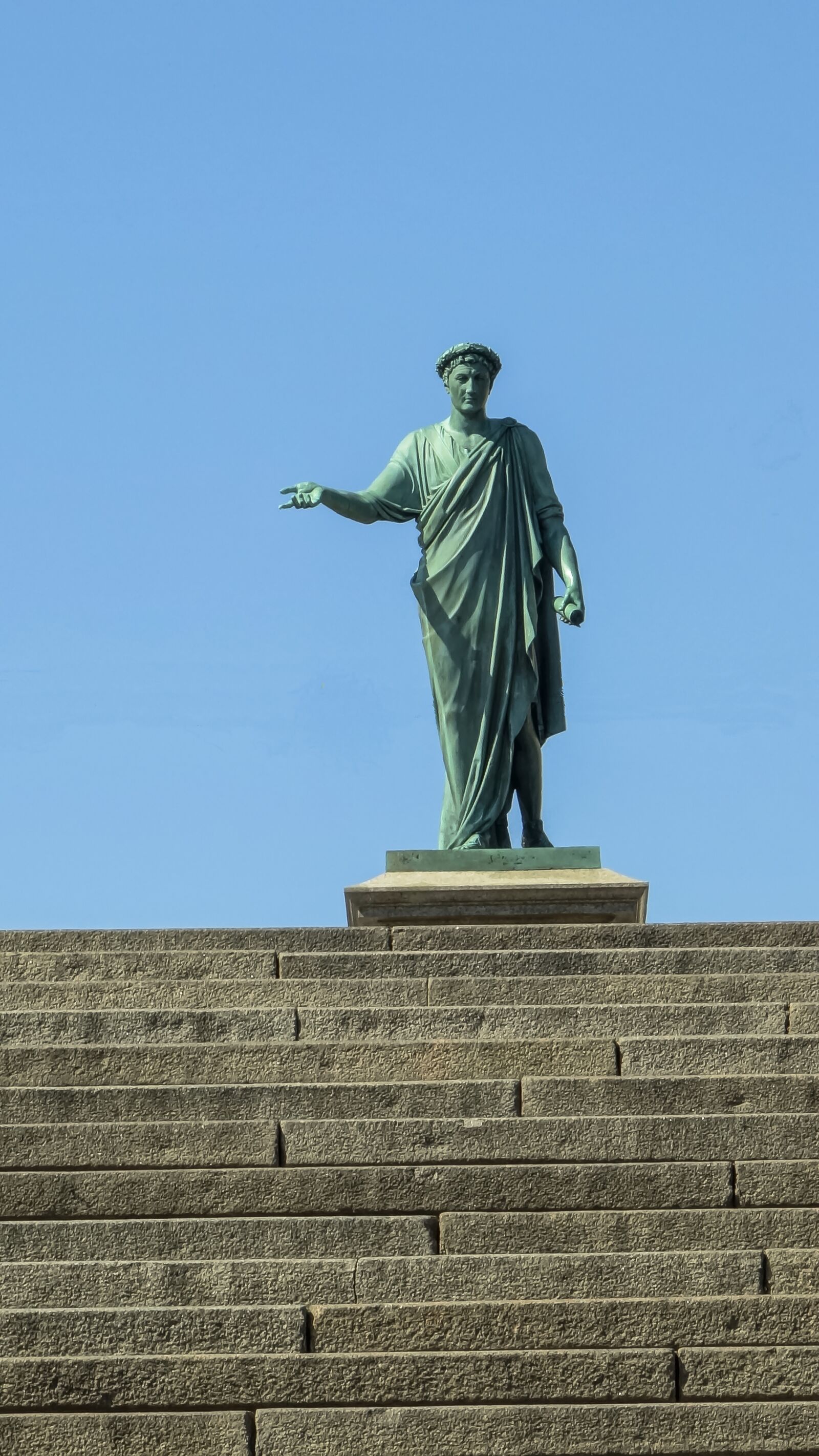 Sony Cyber-shot DSC-RX100 sample photo. Monument, duke, ladder photography
