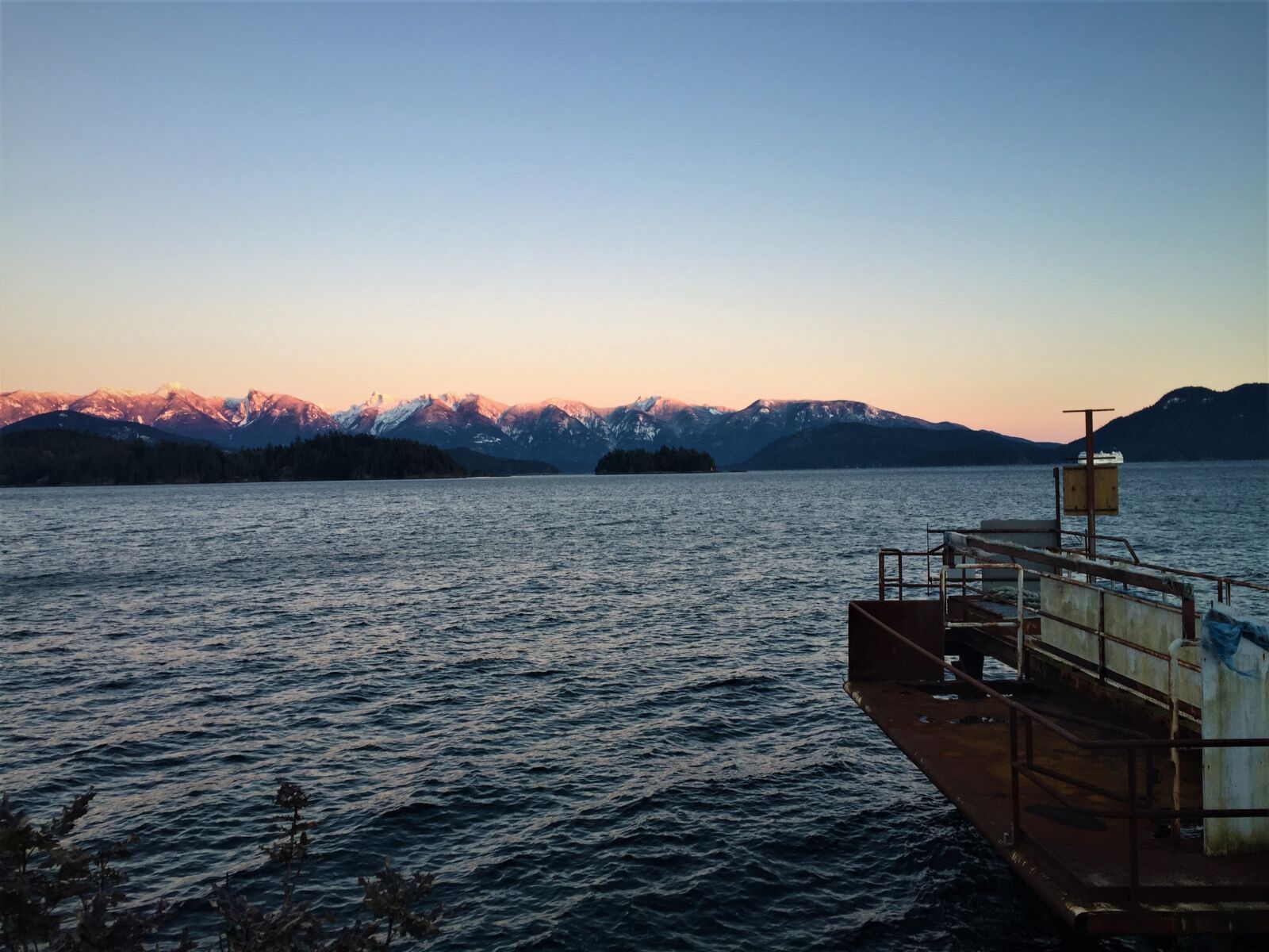 Apple iPhone 6 sample photo. Mountain sunset, rusty dock photography