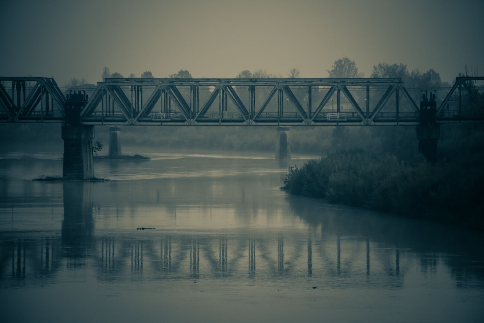Nikon D7200 sample photo. Bridge, latisana, fog photography