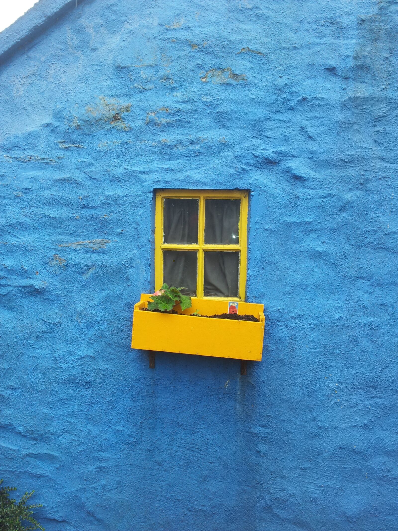 Samsung Galaxy S2 sample photo. Cottage, window, ireland photography