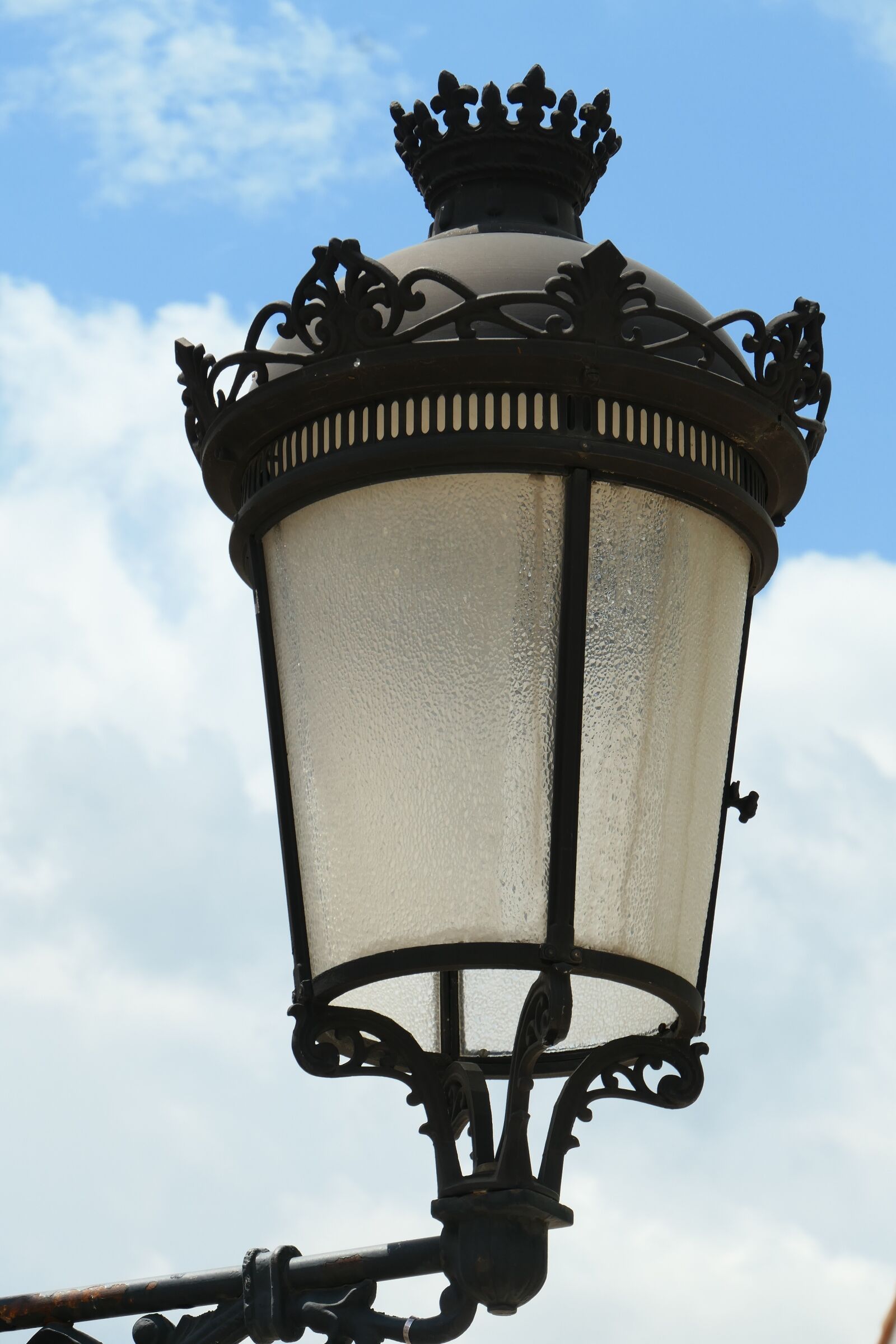 Panasonic DC-TZ200 sample photo. Street lamp, sky, clouds photography