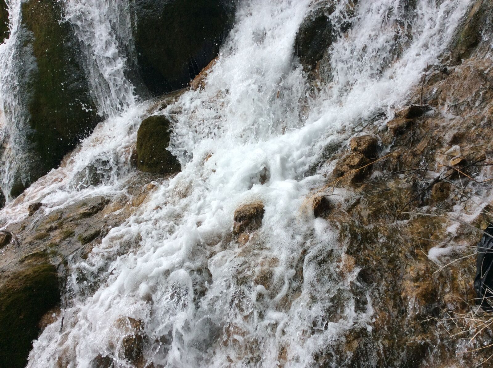 iPad mini 2 back camera 3.3mm f/2.4 sample photo. Spray, falls, water features photography