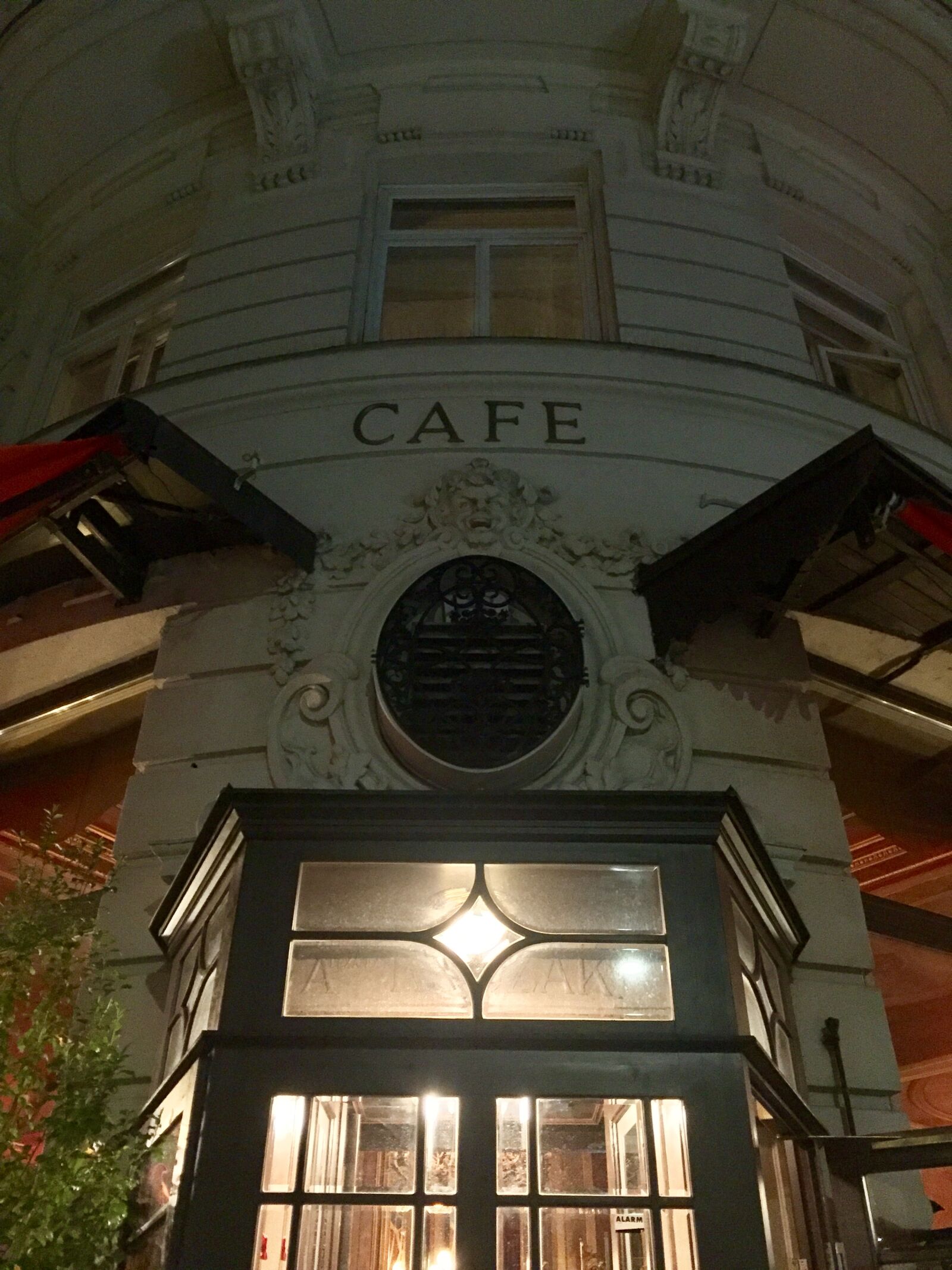 iPhone 6 Plus back camera 4.15mm f/2.2 sample photo