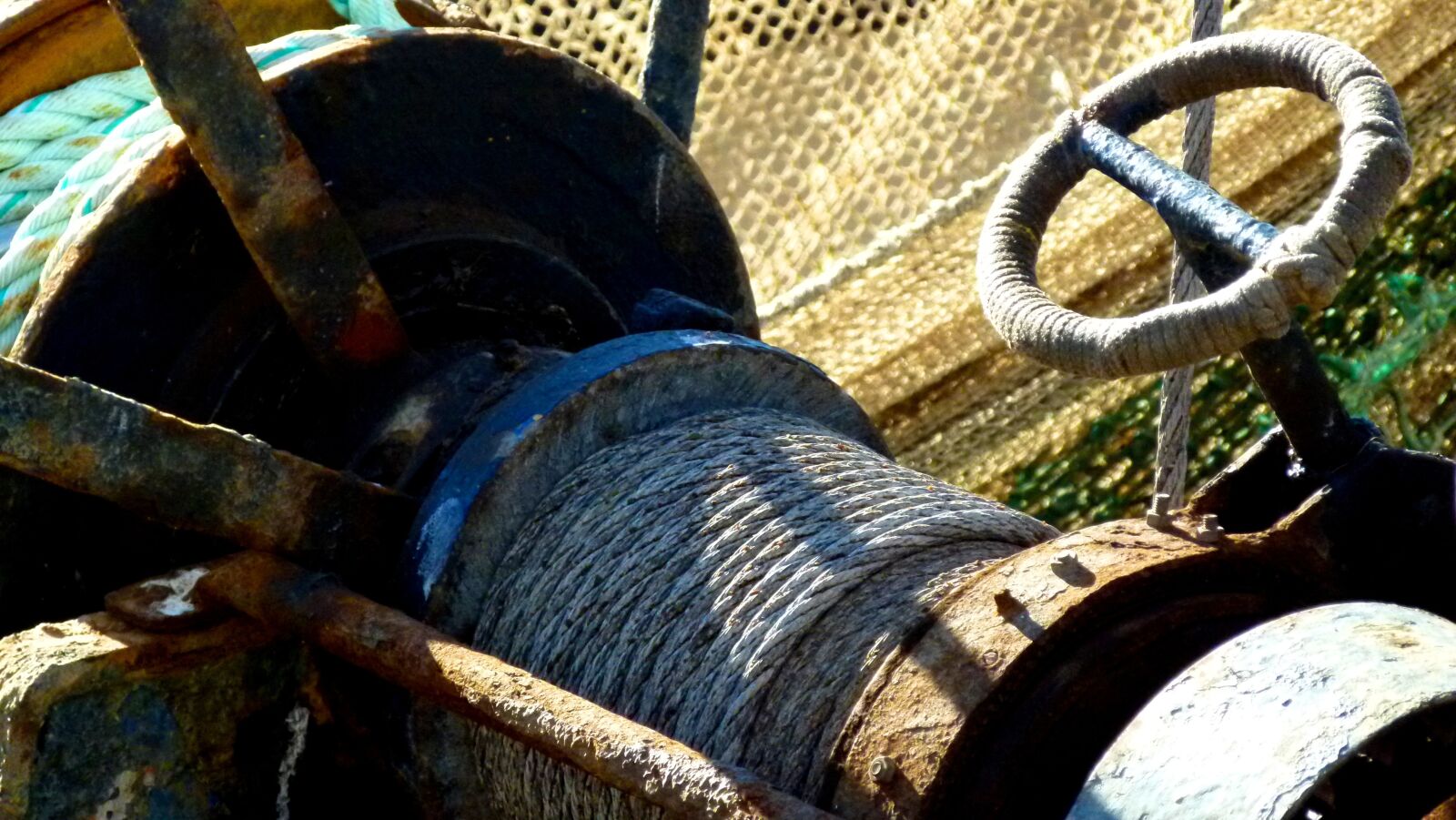 Panasonic Lumix DMC-FZ100 sample photo. Seafaring, detail, ship photography