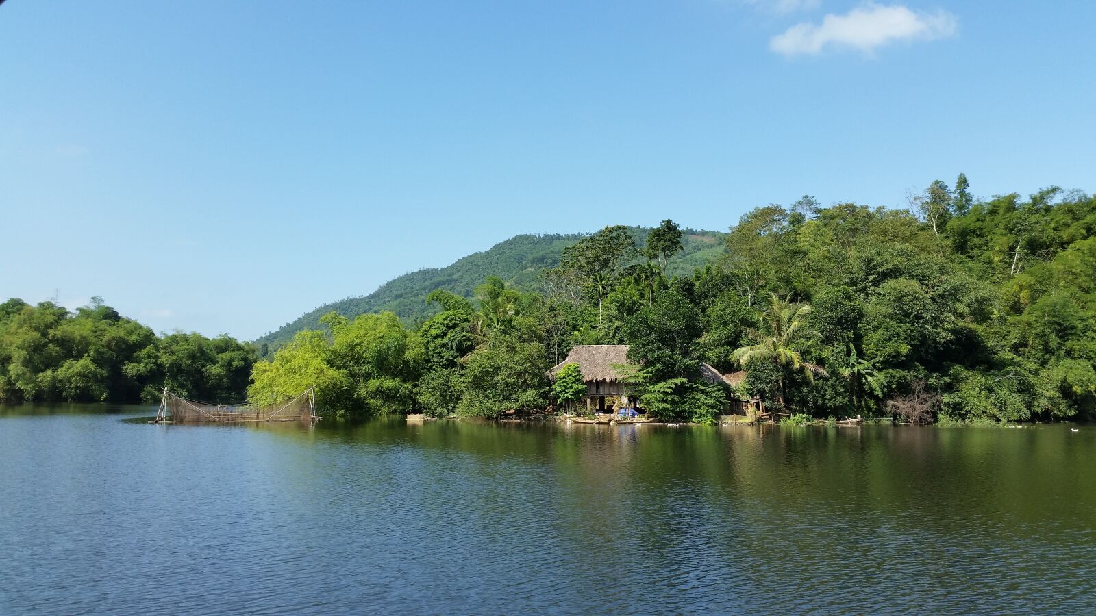 Samsung Galaxy S5 sample photo. Thung nai, peace, vietnam photography