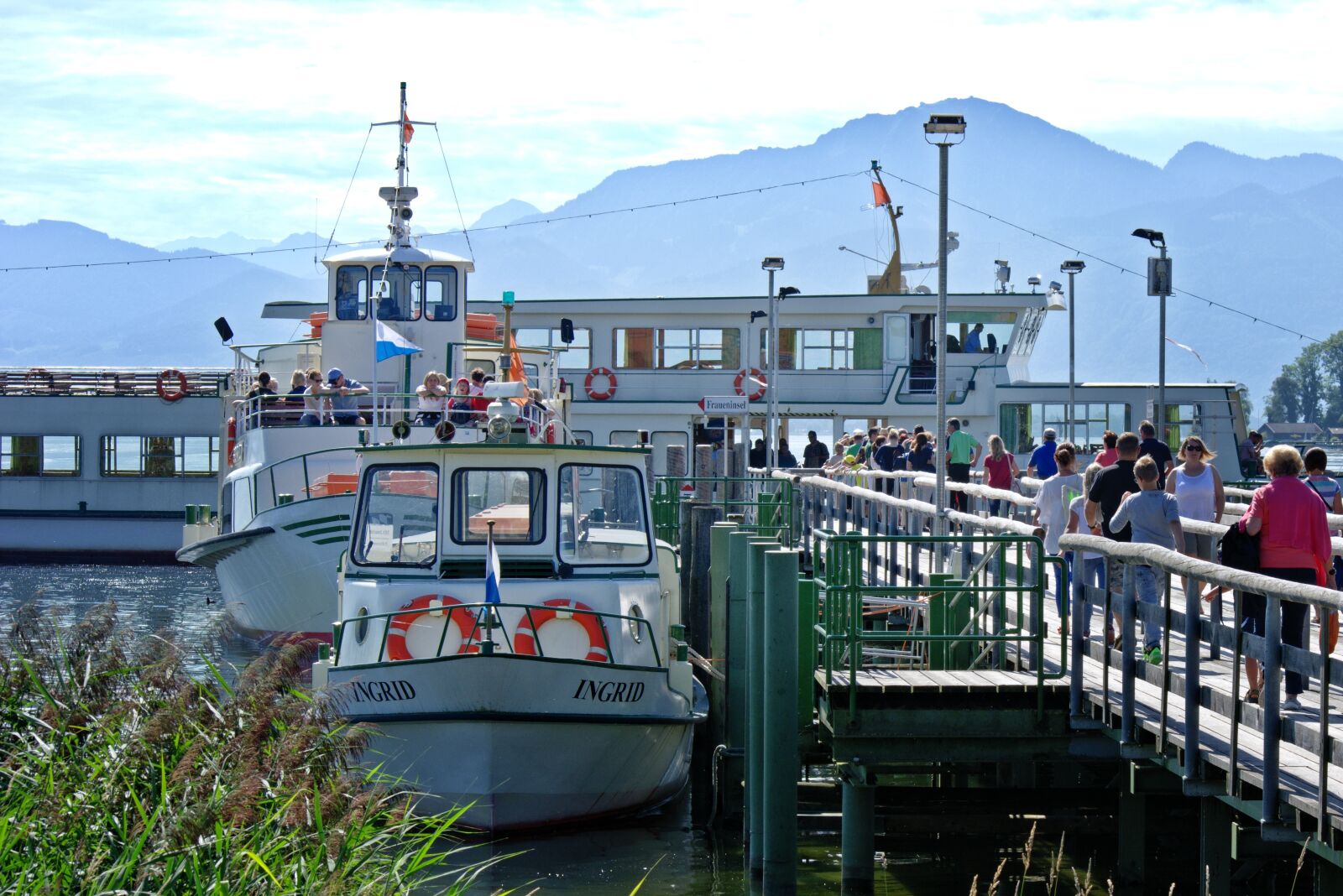 55.0-200.0mm f/4.0-f/5.6 sample photo. Shipping, pier, port photography