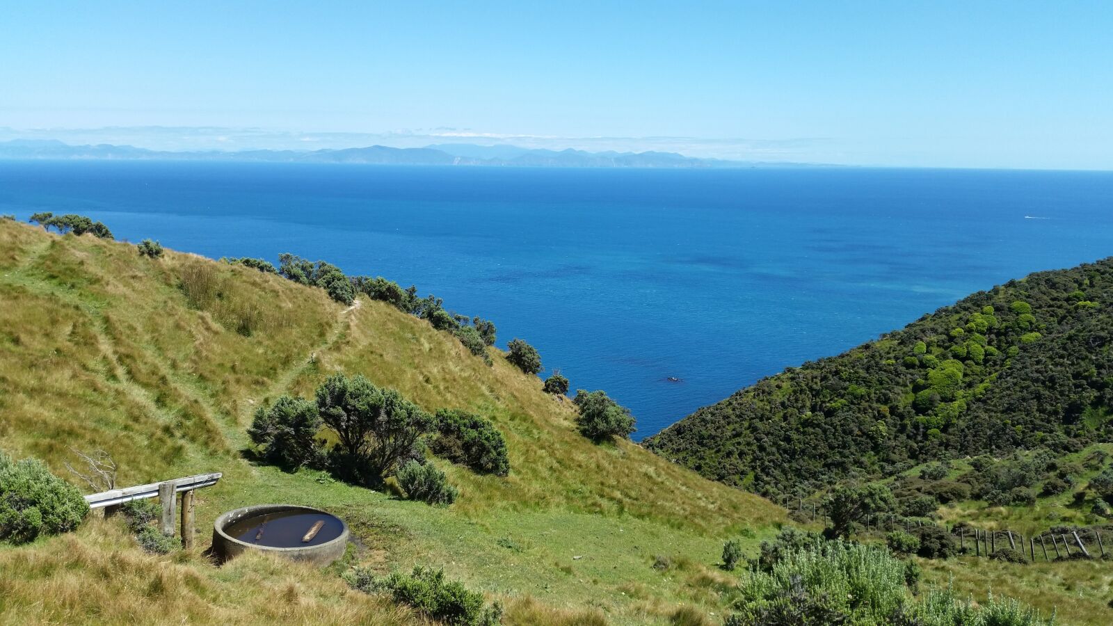 Samsung Galaxy S5 sample photo. Makara, wellington, sea photography