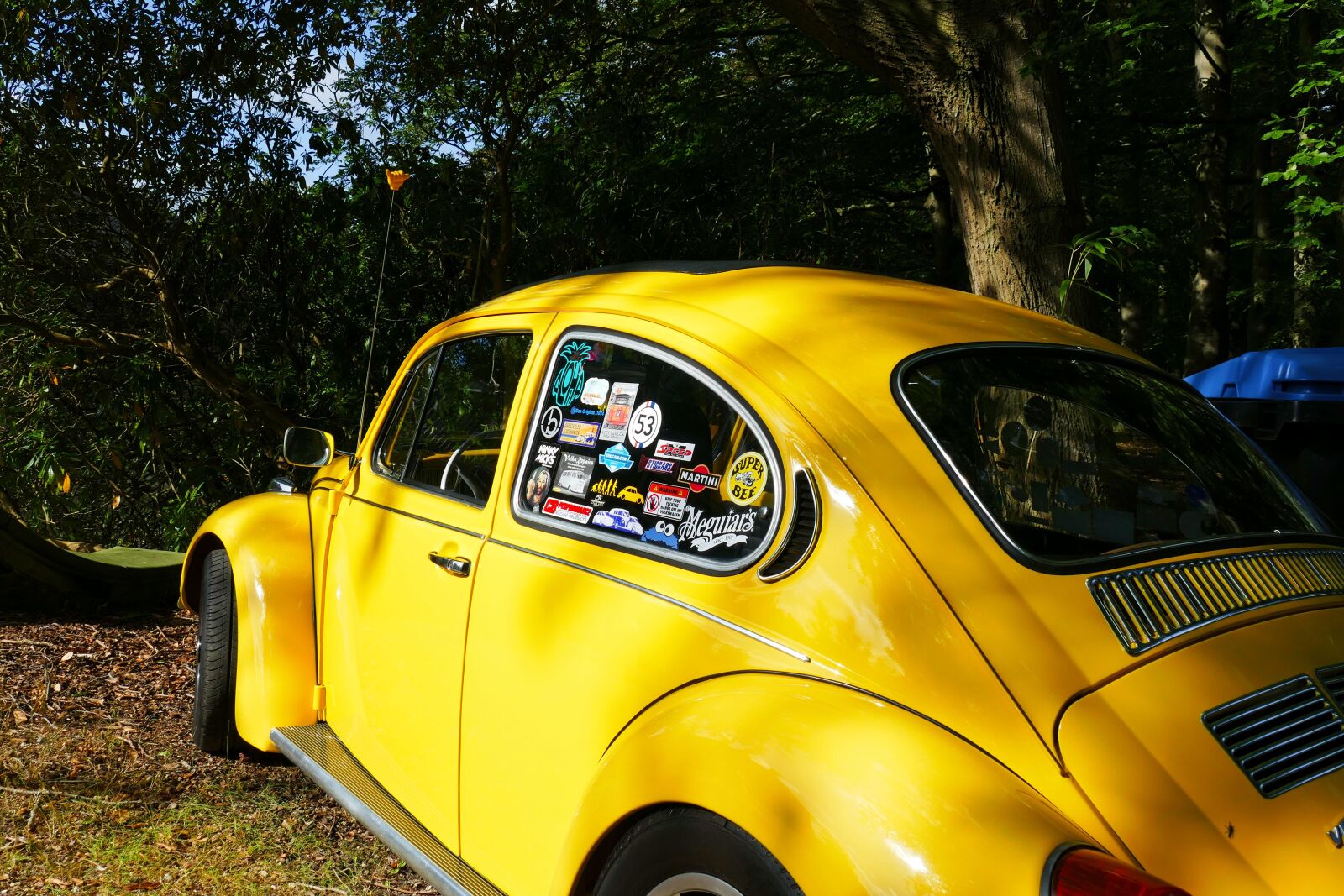 Panasonic Lumix DMC-FZ1000 sample photo. Volkswagen, vw, car photography