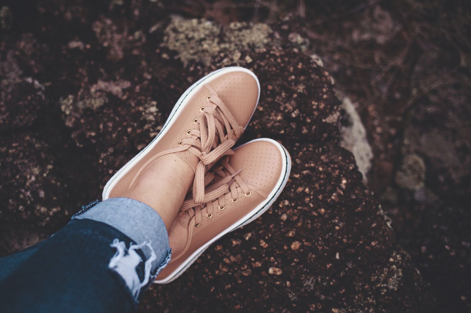 Nikon D3200 sample photo. Feet, footwear, shoes photography
