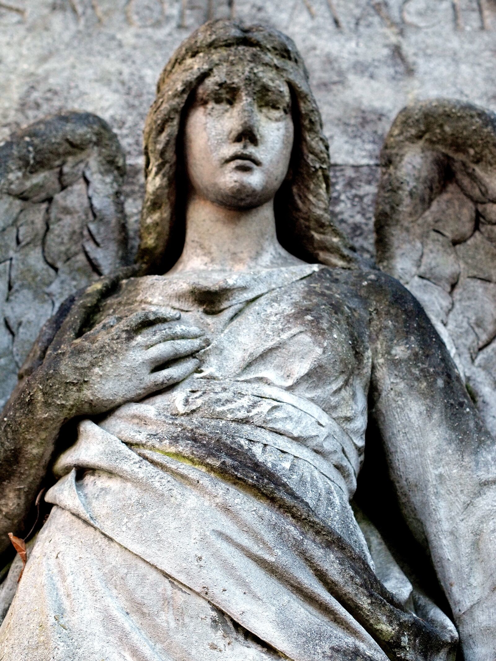 Olympus PEN E-P2 sample photo. Angel, cemetery, death photography