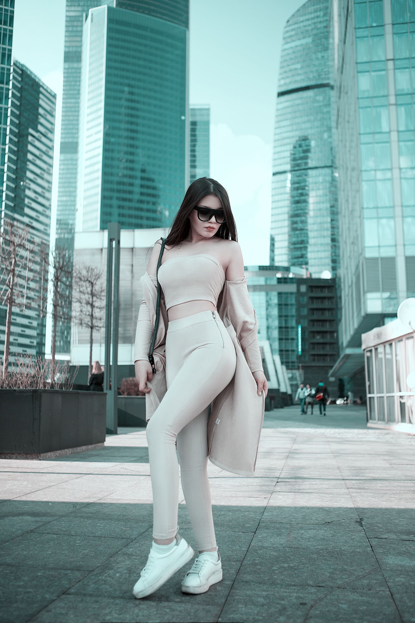 Canon EOS 5D Mark III sample photo. Girl, photoshoot, moscow city photography