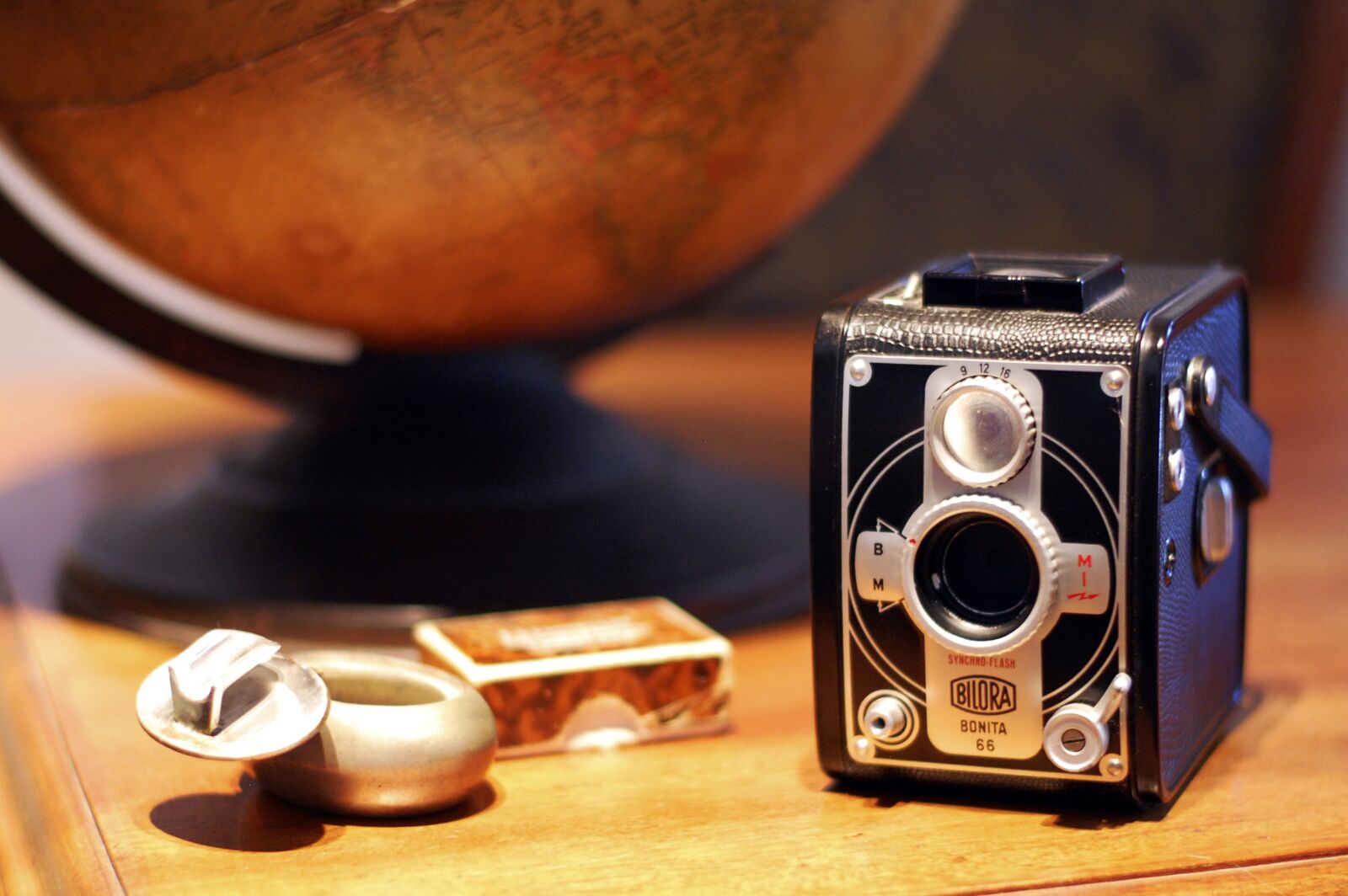 Nikon D40 sample photo. Photo camera, old, camera photography