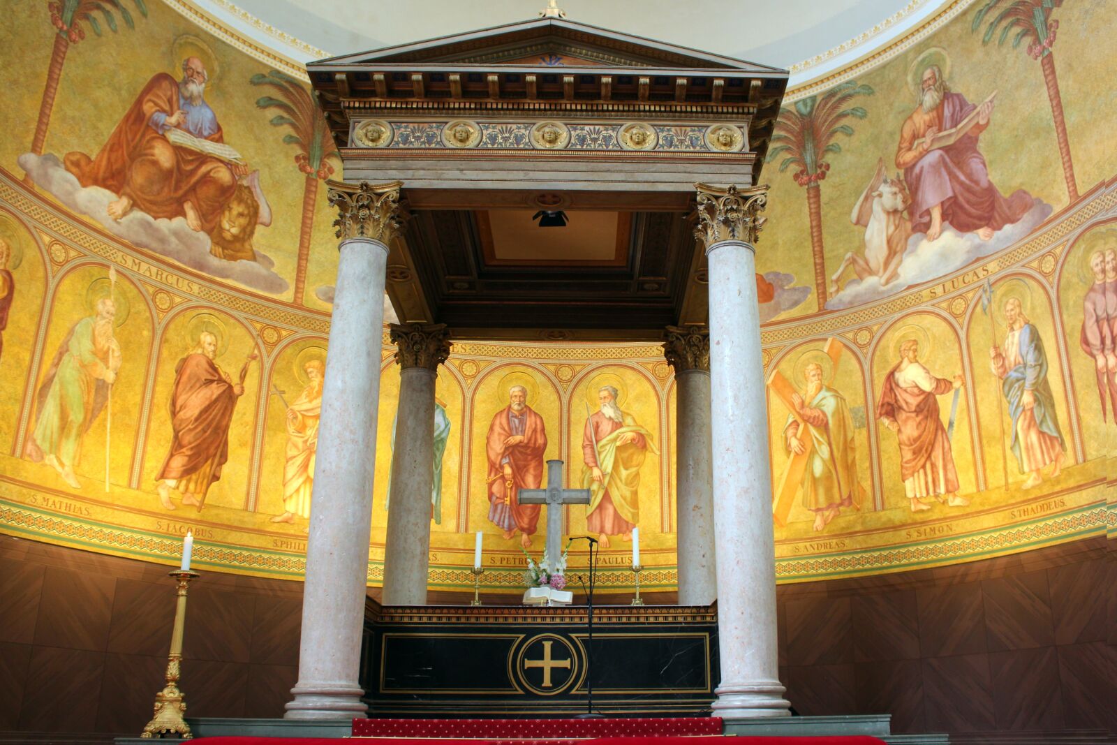 Canon EOS 700D (EOS Rebel T5i / EOS Kiss X7i) sample photo. Church, nikolai church in photography