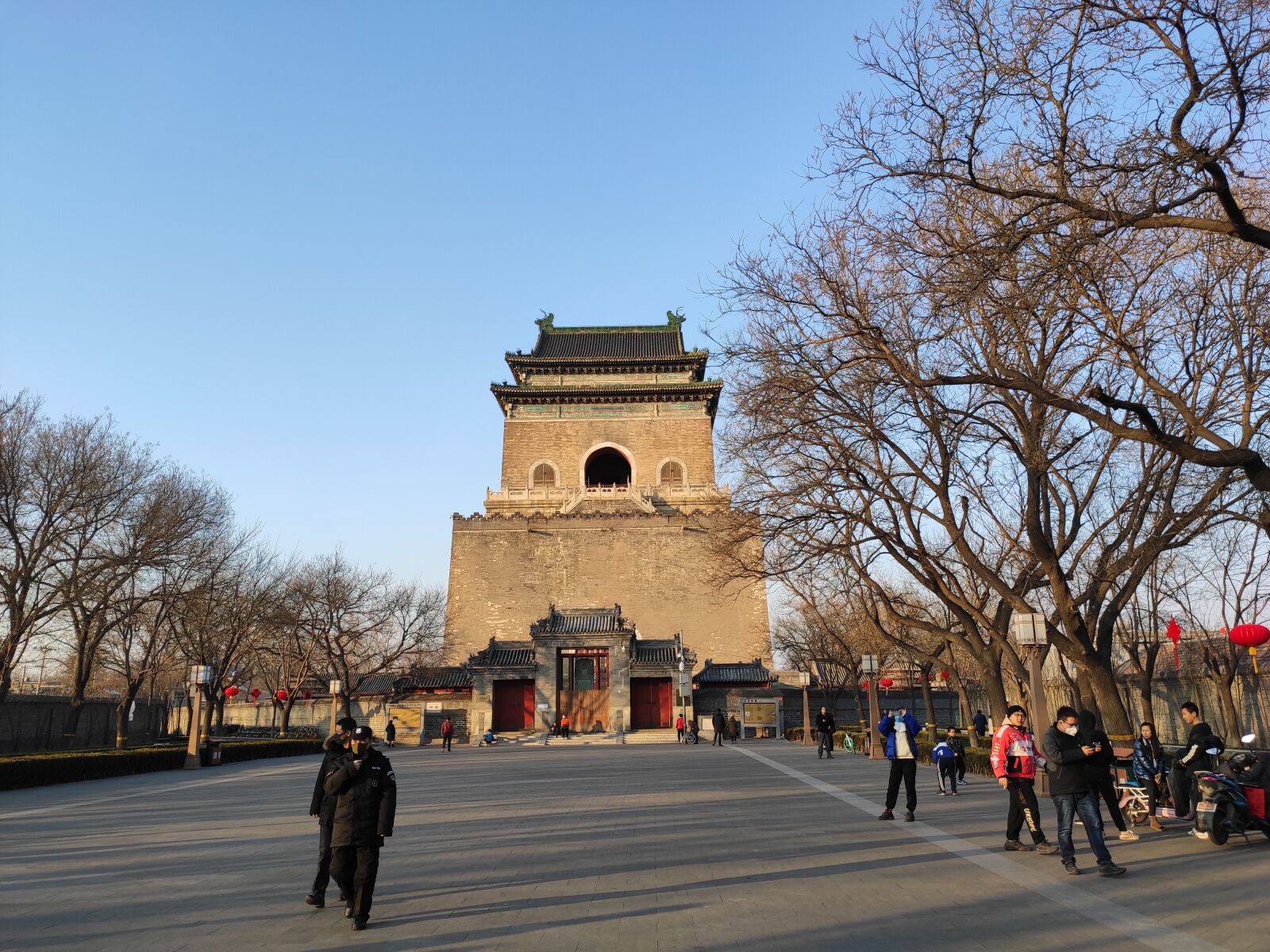Xiaomi Mi 9 SE sample photo. Beijing, the bell tower photography