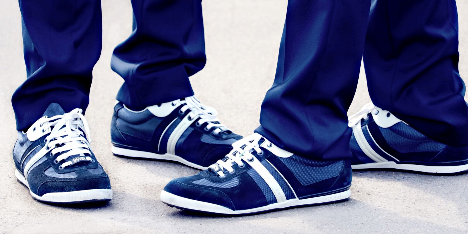 Canon EOS 80D sample photo. Partnerlook, sneakers, pair photography