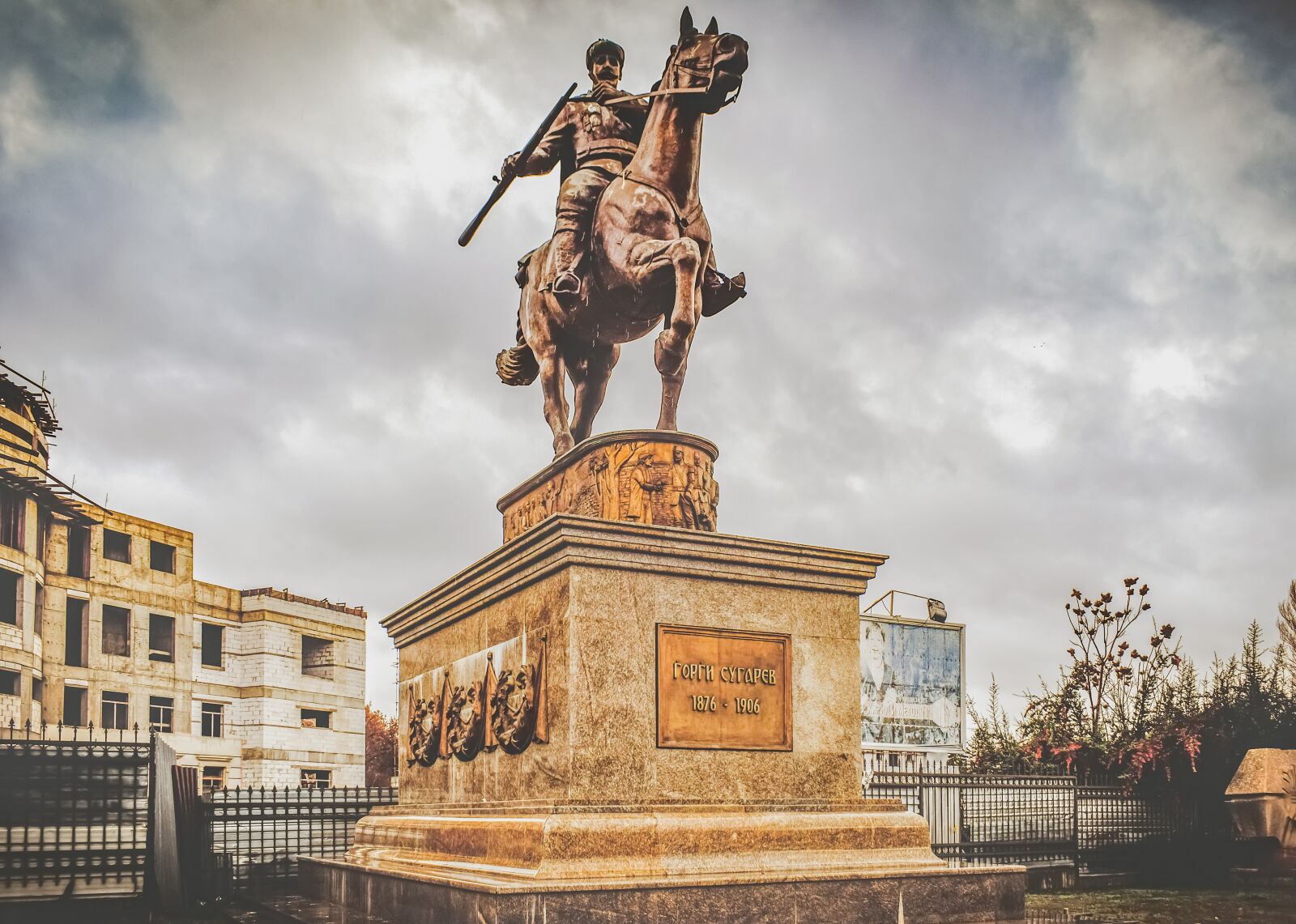 Nikon D3300 sample photo. Statue, sculpture, georgi sugarev photography