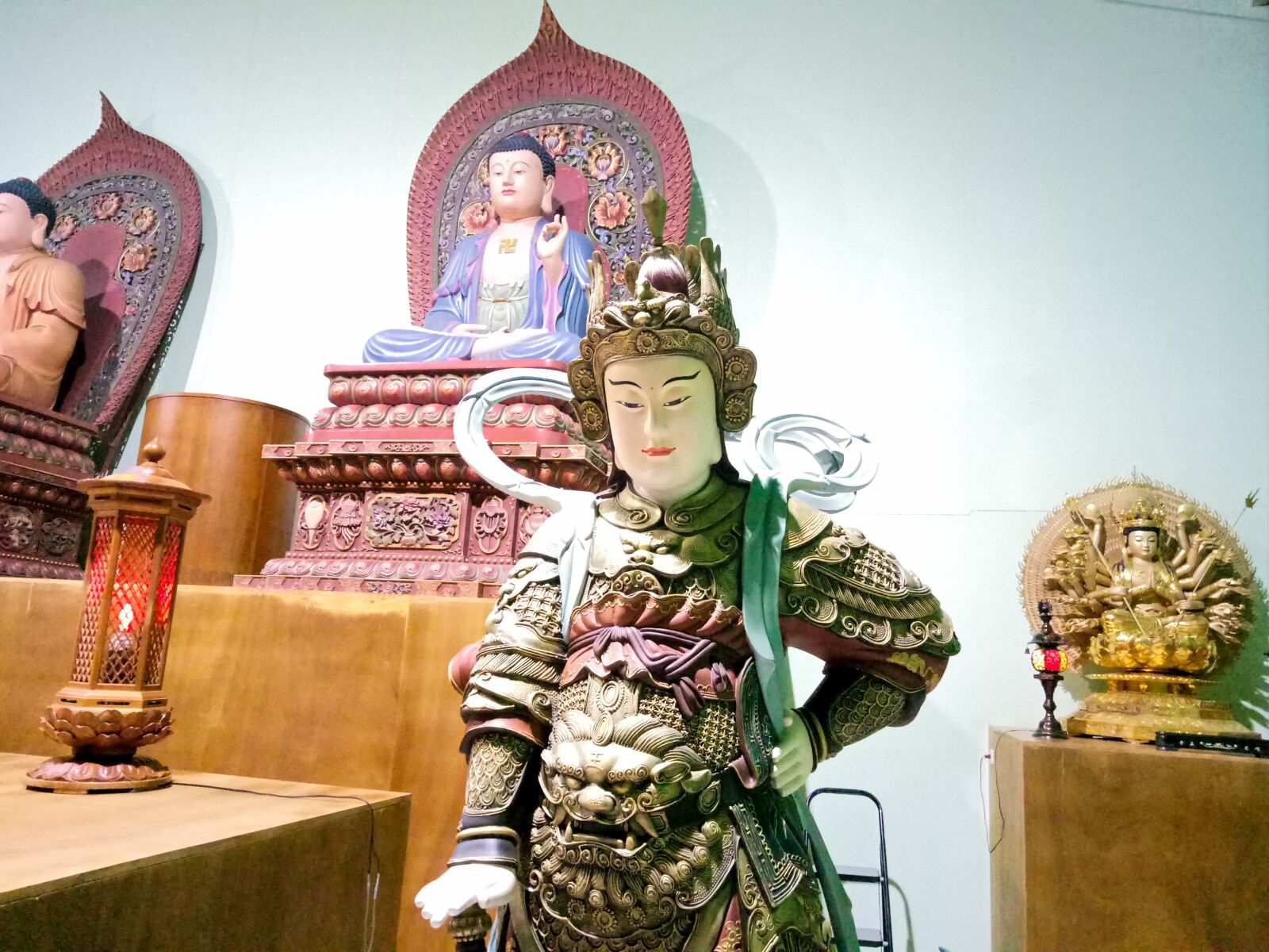 OPPO CPH1715 sample photo. Guardian, buddha statues, custodian photography