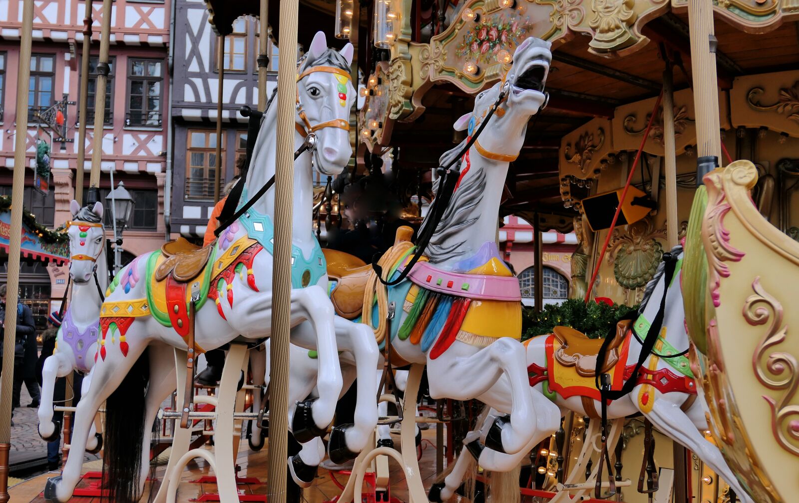 Panasonic Lumix DMC-LX10 (Lumix DMC-LX15) sample photo. Carousel, christmas market, atmosphere photography