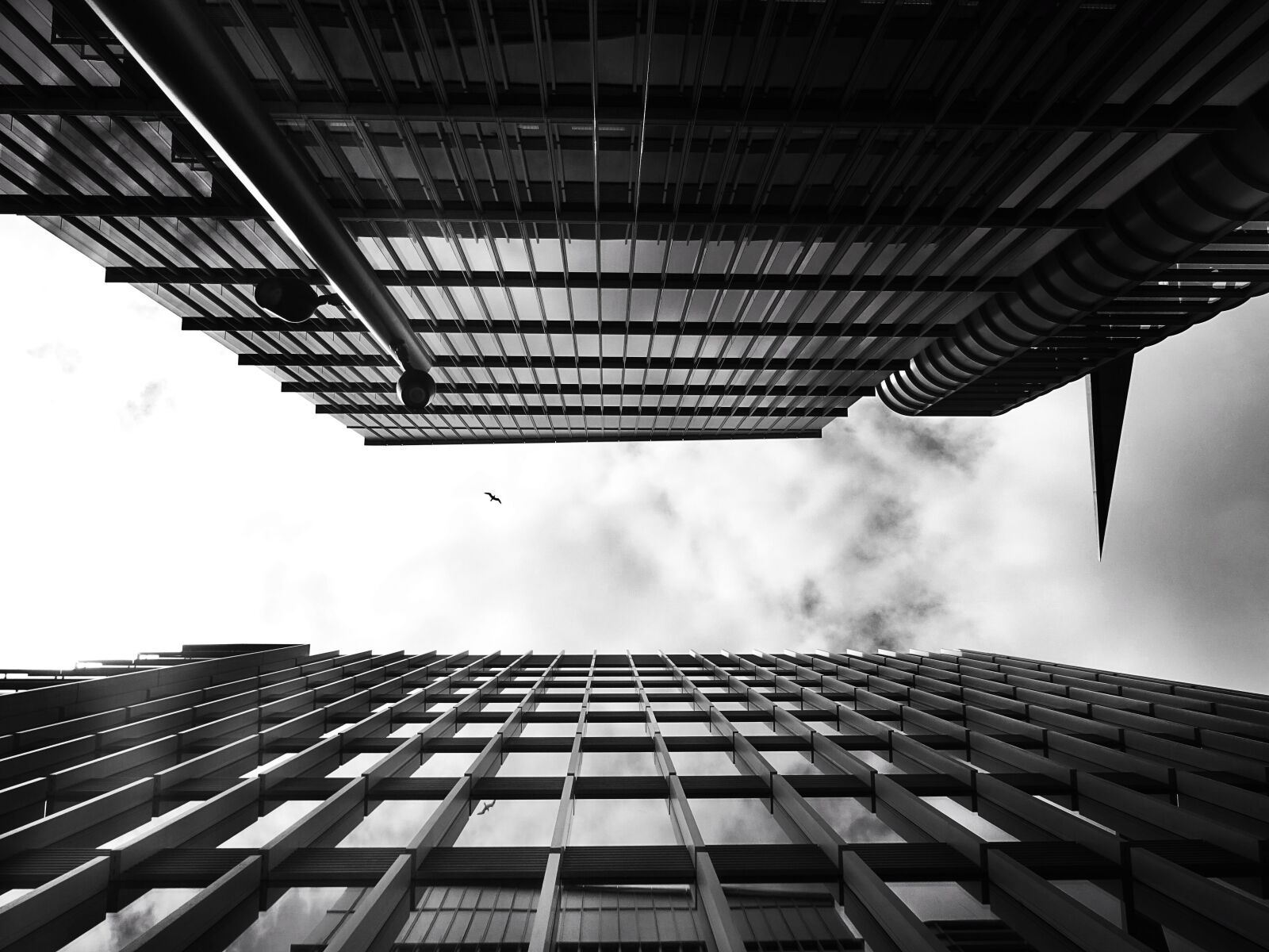 Sony DSC-HX60 sample photo. Black, and, white, buildings photography