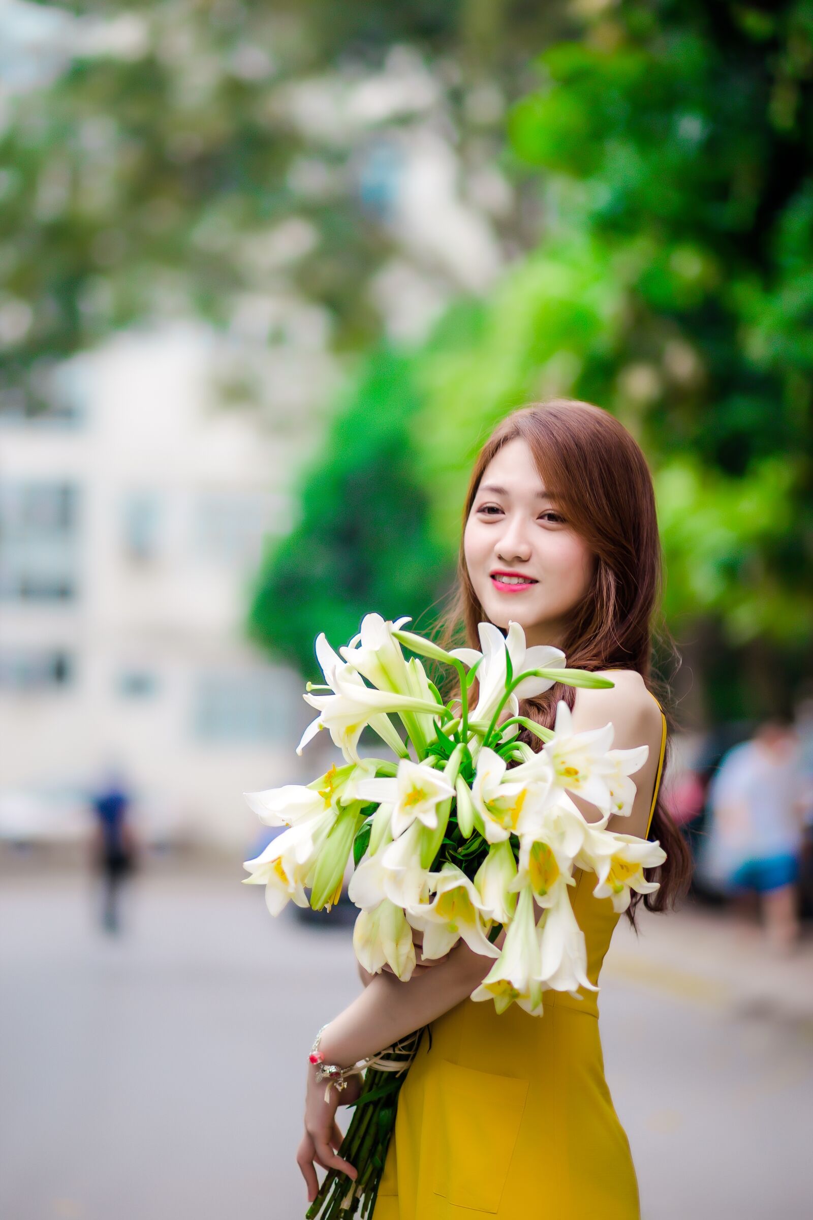 Canon EF 85mm F1.8 USM sample photo. Flower, fresh, forest photography