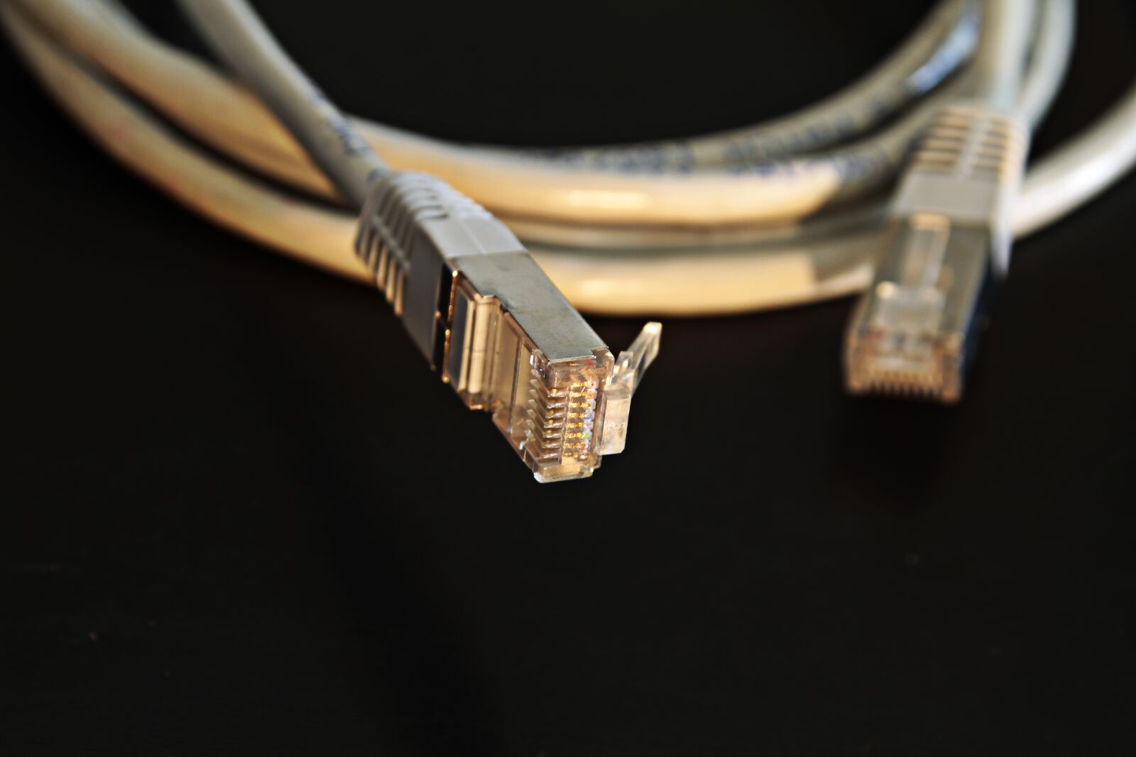 Canon EOS 7D sample photo. Network, network cables, connection photography