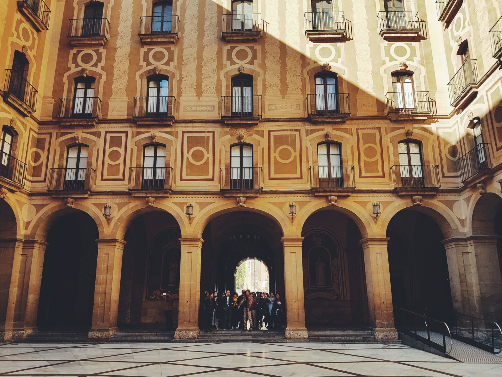 Samsung Galaxy S7 sample photo. Architecture, building, daylight, old photography