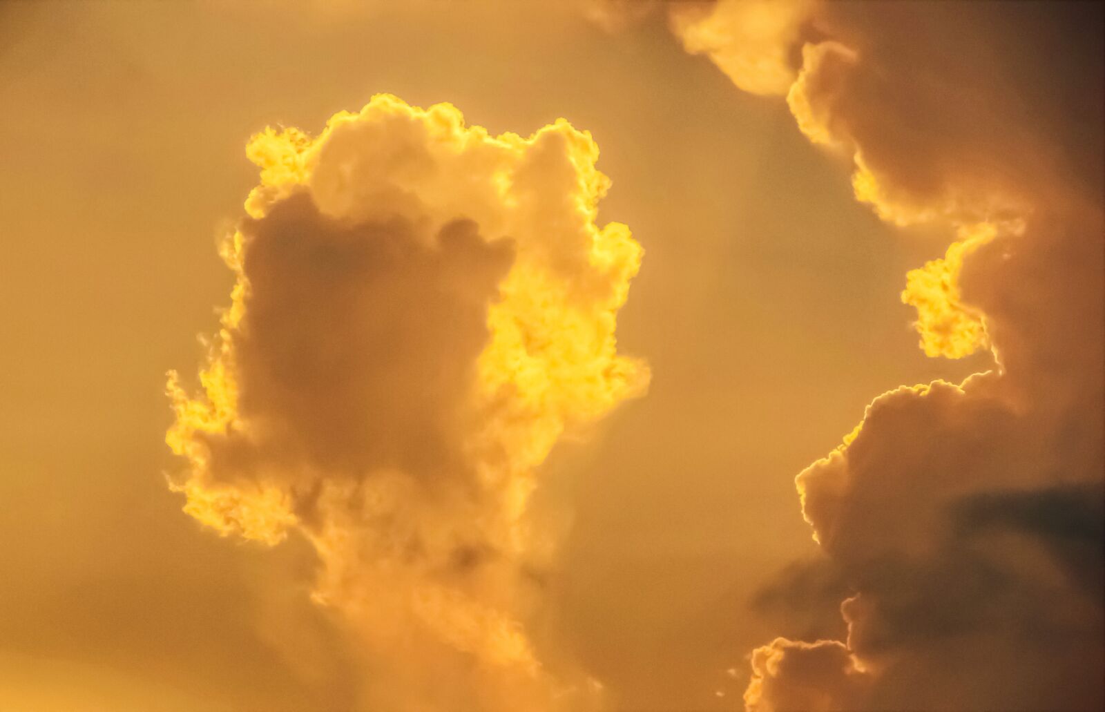 Canon PowerShot SX400 IS sample photo. Clouds, cumulus, sunset photography