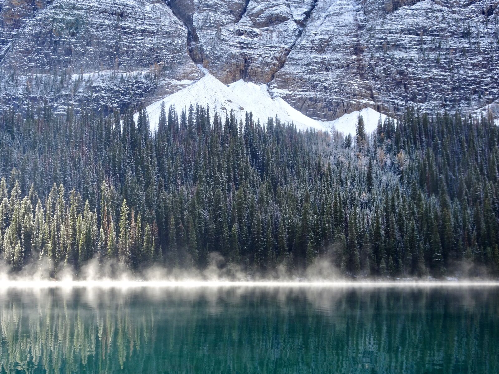 Sony Cyber-shot DSC-HX90V sample photo. Mist, morning, lake photography