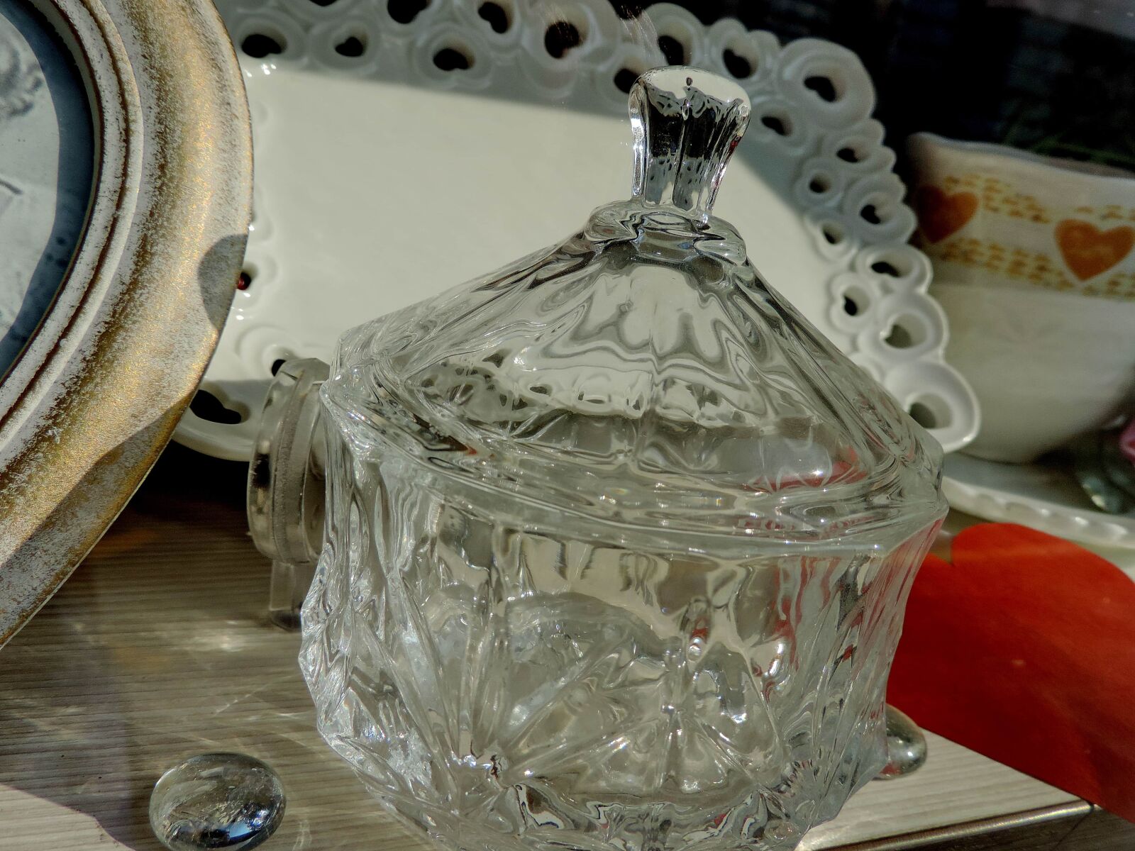 Nikon Coolpix P520 sample photo. Art, crystal, glass, porcelain photography