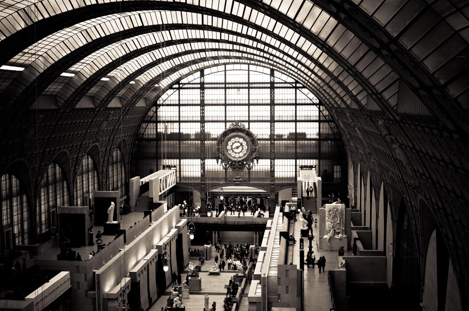 Nikon D90 sample photo. Paris, dorsay, museum photography