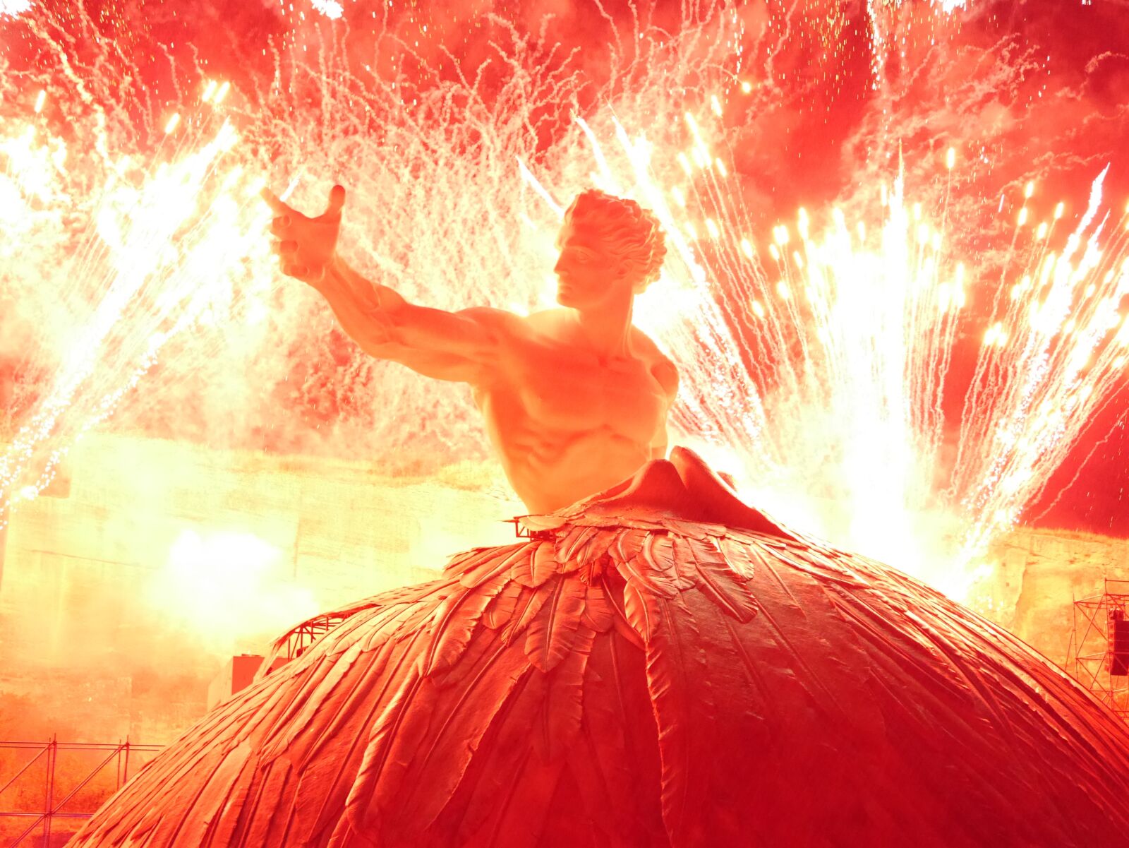 Panasonic Lumix DMC-GX7 sample photo. Opera, fireworks, angel photography