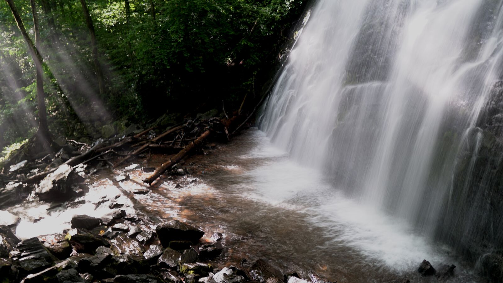 Sigma 16mm F1.4 DC DN | C sample photo. Nature, waterfall, water photography