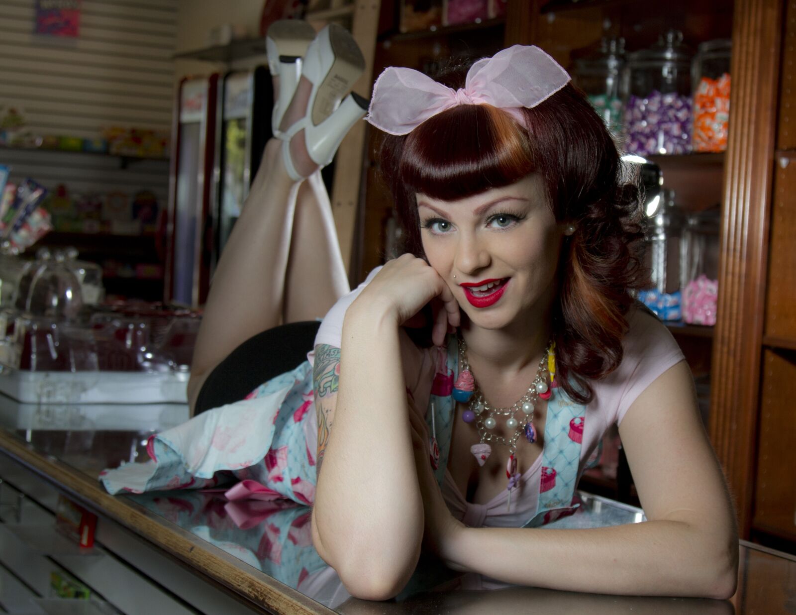 Canon EOS 7D + Canon EF 24-105mm F4L IS USM sample photo. Candy store, pinup, retro photography