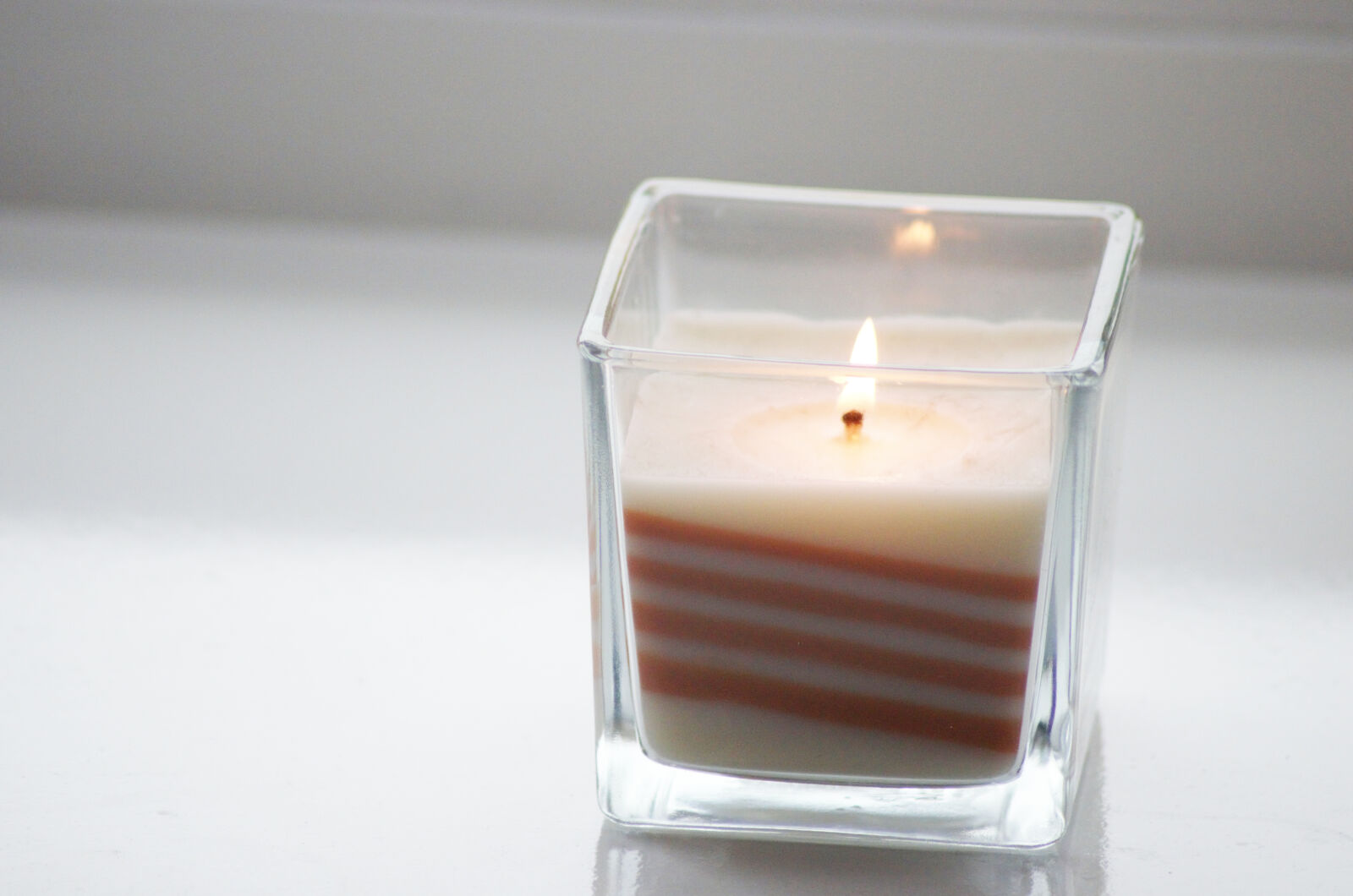 Nikon D5100 sample photo. Background, blur, candle, chill photography