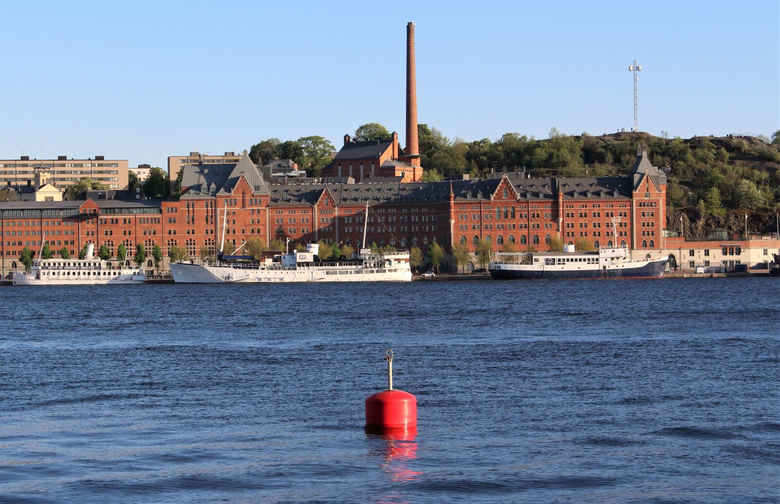 Canon EOS 700D (EOS Rebel T5i / EOS Kiss X7i) sample photo. Factory, water, industrial photography