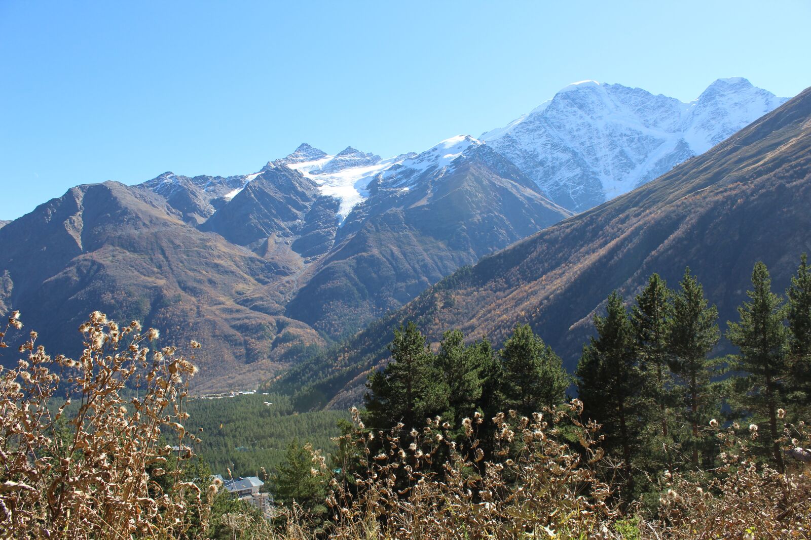 Canon EOS 1200D (EOS Rebel T5 / EOS Kiss X70 / EOS Hi) sample photo. Mountains, height, elbrus region photography